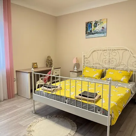 Sea House Апартамент *