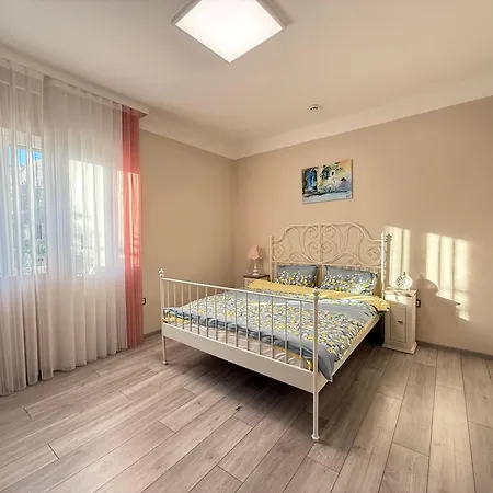Sea House Burgas City